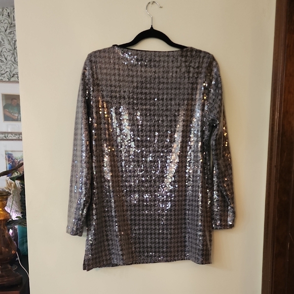 Chico's Gray Houndstooth Sequin 3/4 Sleeve Top - Picture 5 of 5